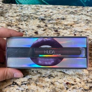 Huda beauty lip strobe